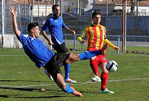 El Lleida B flaqueja a casa
