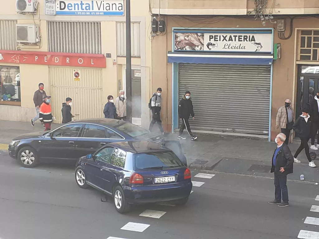⏯️ Forta col·lisió entre dos vehicles a Príncep de Viana