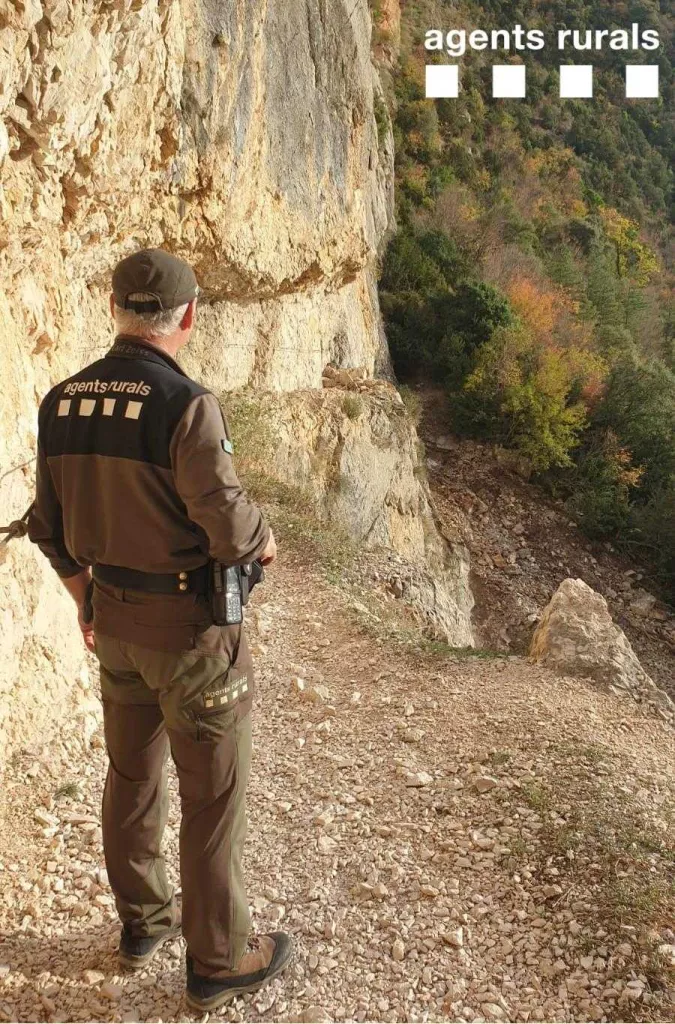 Una esllavissada malmet el camí del congost de Mont-Rebei i obliga a tancar totes les vies d'accés