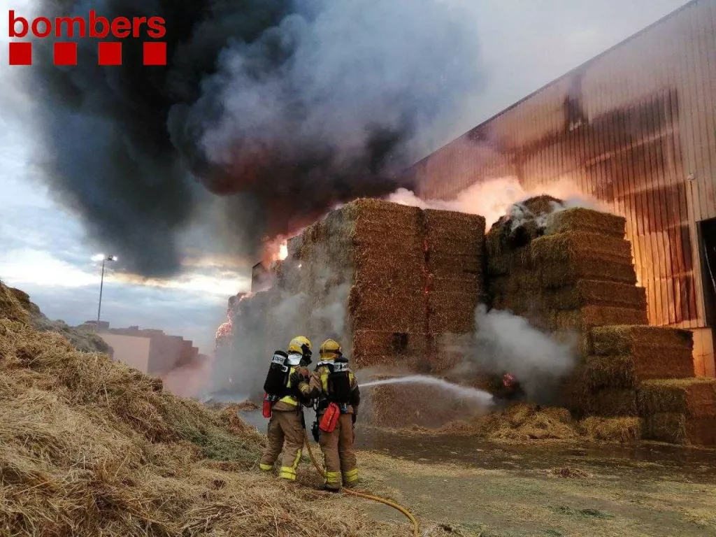 Incendi en una nau agrícola de Vallfogona de Balaguer