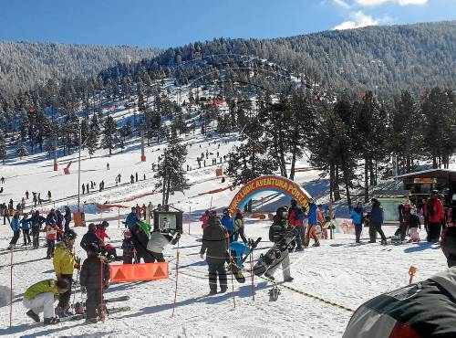 Més de 20.000 esquiadors després del temporal i Tavascan obre circuits per a discapacitats