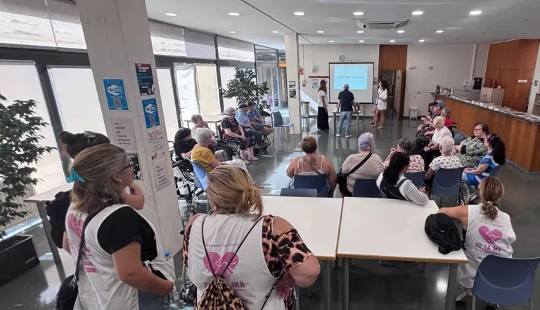 El programa 'De la Mà' promou una vellesa activa amb tres sessions formatives a Balaguer