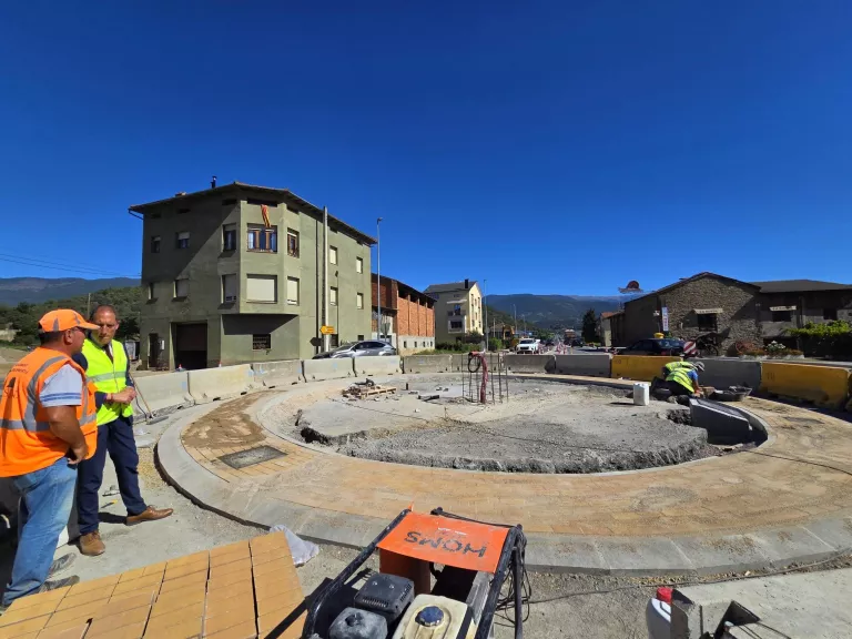 Les obres de la glorieta de Montferrer encaren la recta final i es preveu obrir-la al novembre