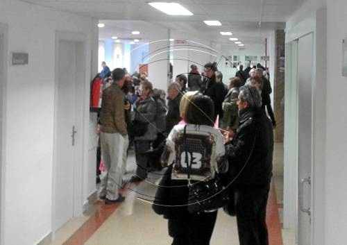 Queixes per esperes llargues a les consultes externes