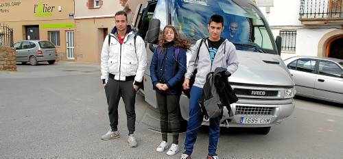 Bellaguarda demana un bus perquè els estudiants no perdin 4 hores al dia