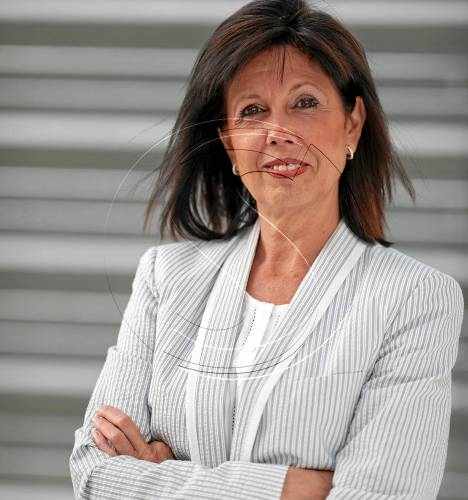El PP proposa recuperar l'antiga piscina coberta dels Camps Elisis