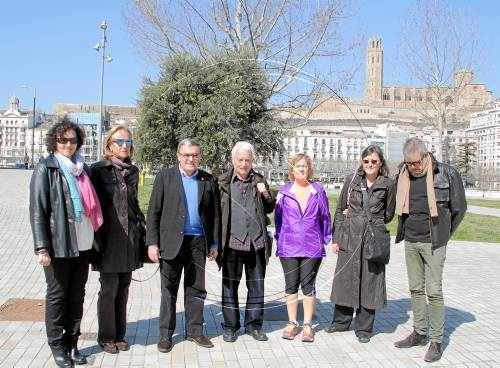 'L'arbre paer' lluirà a la plaça Bores després de 6 anys 'oblidat'