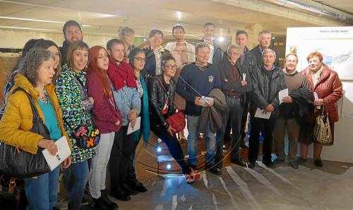 Alcarràs inaugura una exposició amb obres de 24 artistes locals