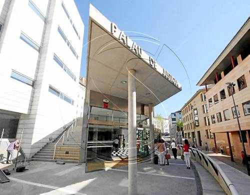 Condemnat un lladre que va amenaçar de mort la víctima a la qual va robar