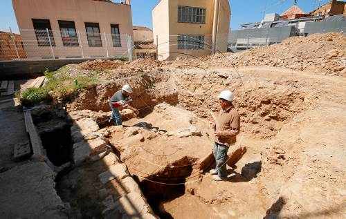 Al descobert restes de cases del segle XVII a l'antic call
