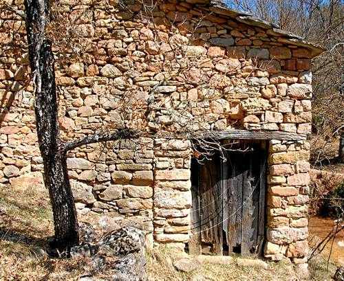 Sant Esteve restaura un molí de farina clau en l'estraperlo