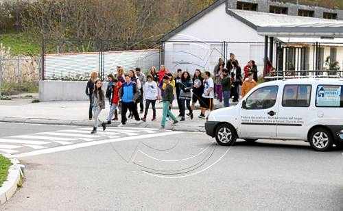 Desallotjats els 486 alumnes de l'IES d'Aran per una forta pudor de carburant