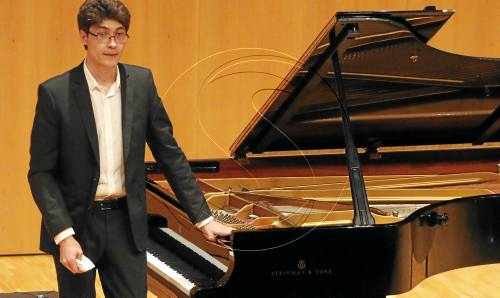 Recital a l'Auditori de Lleida del jove pianista kazakh Talgat Kurmankulov