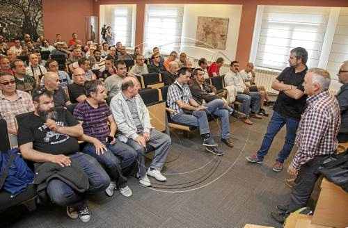 Tres inversors, un de Qatar, s'han interessat en Indox