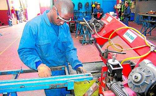 El sector del metall crea ocupació i arriba als 7.600 treballadors a Lleida