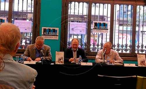 Juan Cal presenta 'El exilio de Mona Lisa' a la llibreria Alibri de Barcelona