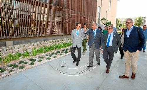 Estrena del nou passeig enjardinat d'Estudi General