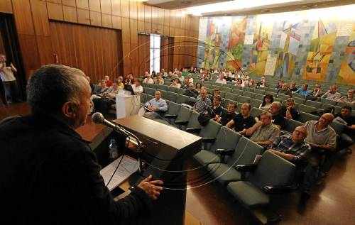 "L'acord salarial ha de reactivar la negociació"