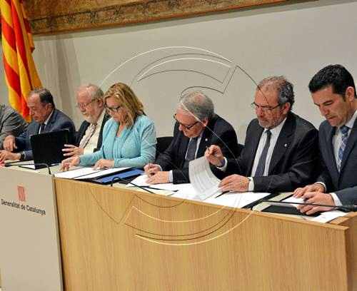 Acord per a uns ens locals més transparents