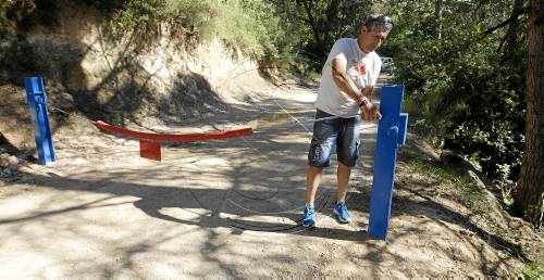 Tanquen l'accés a Santa Anna per impedir-hi macrofestes per la revetlla