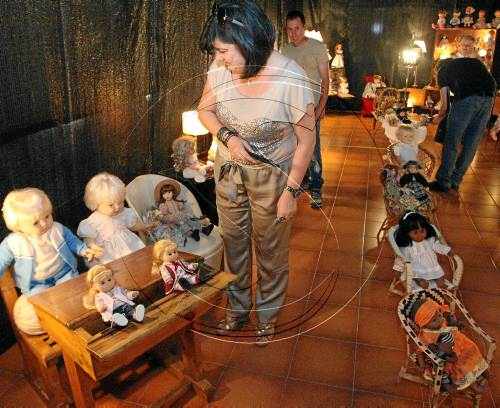 Més de 300 nines en una mostra a Alguaire