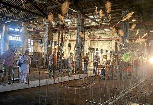 El festival Embarrat inunda Tàrrega d'art contemporani