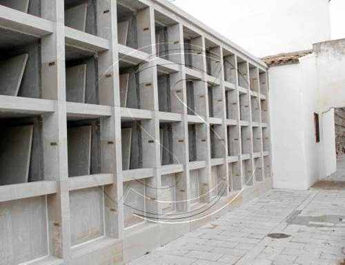 Construcció per urgència de 217 nínxols al cementiri