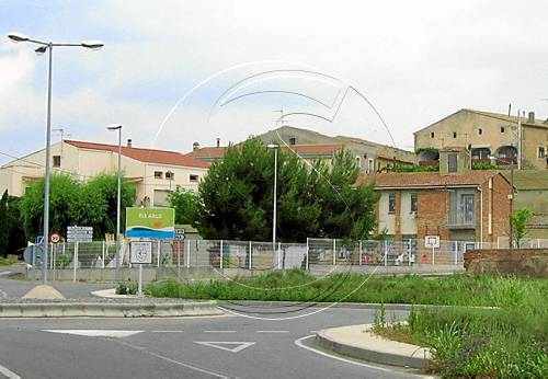 La Generalitat certifica el tancament de l'escola dels Arcs