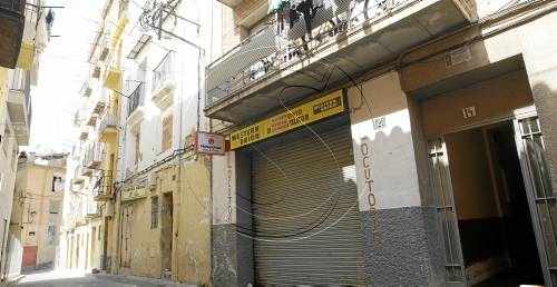 Veïns del Barri Antic denuncien la proliferació de bars il·legals