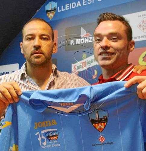 Jordi Esteve veu "competitiu" l'equip encara que li falten 4 fitxatges