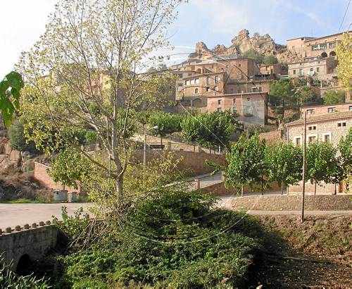 Veïns d'Oliola plantegen annexionar el municipi a l'ajuntament de Ponts