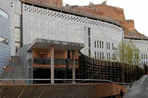 Presó per quedar-se 22.000 euros de l'empresa ocultant-ho a la seua sòcia