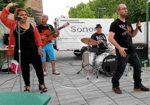 El grup lleidatà de rumba Kon Sabor edita el seu primer àlbum discogràfic