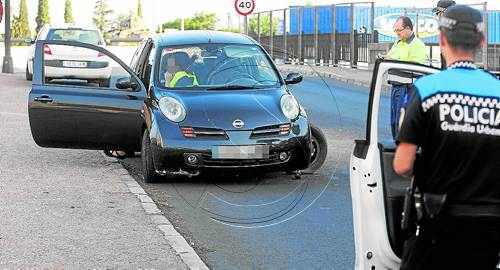Dóna positiu en un accident al polígon