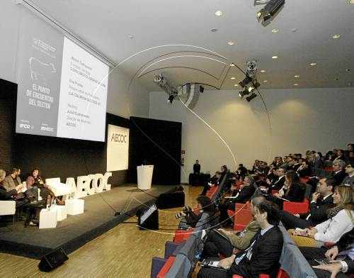 Injecten 930.000 ? a la gestora de la Llotja per assegurar-ne la viabilitat