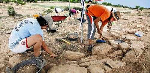 Excaven una necròpoli de 2.800 anys a Agramunt