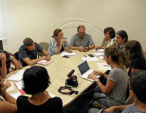 L'oposició demana que la capital sigui ciutat refugi i Ros busca consens