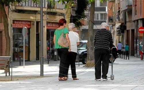Deu mil lleidatans contracten pòlisses per complementar la pensió pública
