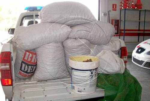 La policia decomissa a les Borges 150 quilos d'ametlles robades