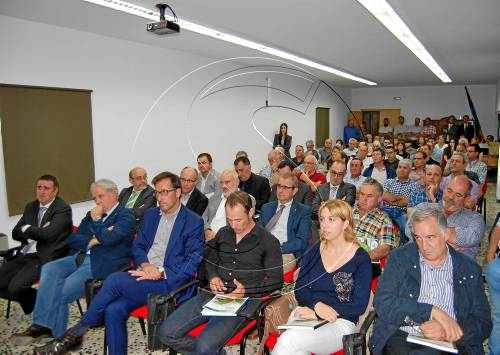 La facturació de Transalfals baixa a 13,5 milions per la caiguda de preus