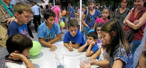 L'IRB atansa la ciència als lleidatans en la Nit Europea de la Recerca