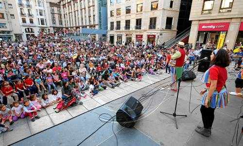 Els infants prenen Sant Joan