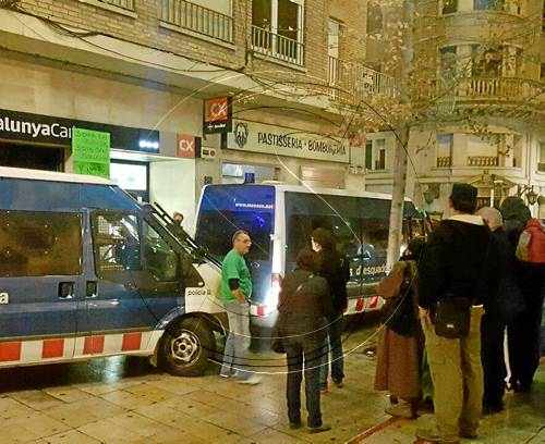 Desallotgen la sucursal bancària que la PAH okupava des de dijous