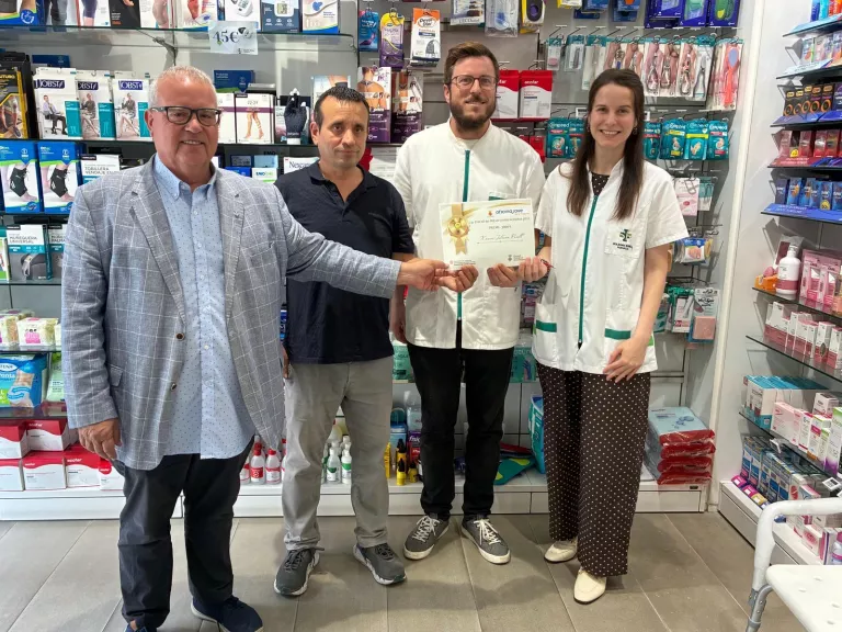 La Farmàcia Solsona Rosell rep el 23è Premi d’Emprenedoria Jove de la Segarra