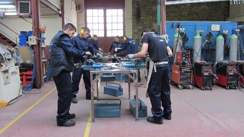 Programa d’inserció laboral per a 40 joves de 3 barris