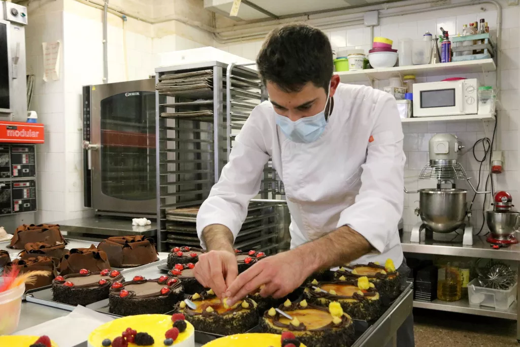 ⏯️ Les mones sense gluten ni lactosa s'obren pas a les pastisseries