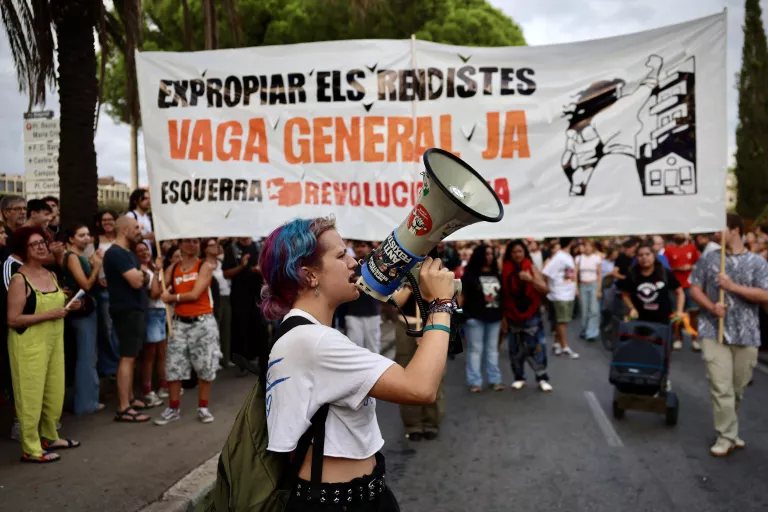 La vaga general per l’habitatge i els salaris dignes es farà l’11 de novembre