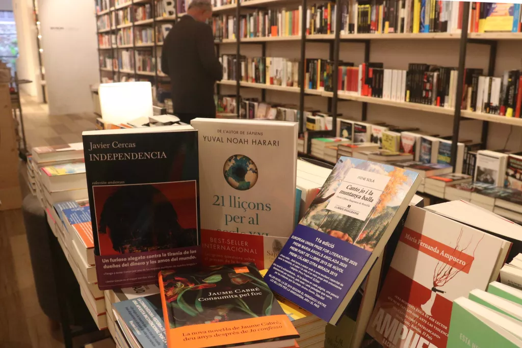 Cada hora es publiquen quatre llibres a Catalunya, un dels quals en català