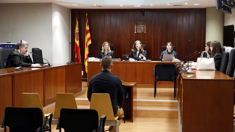 Una dona declara haver estat drogada i violada pel seu veí a Agramunt