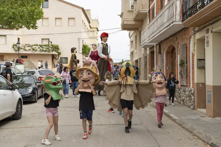 El Gargar enceta la seva desena edició amb el bateig de la Ganga i art en viu als carrers de Penelles